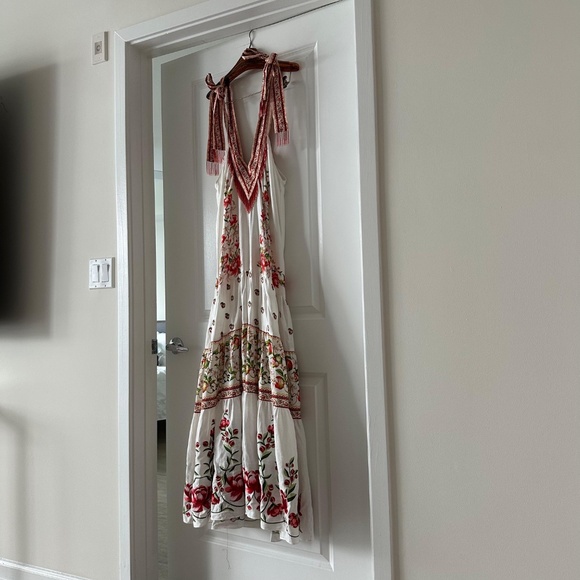 Farm Rio Off-White Apple Romance Maxi Dress - Picture 6 of 8